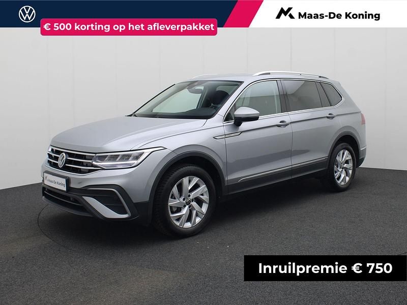 Zilver Gebruikt 2024 VW Tiguan Life SUV | € 38.740 (Super prijs) - Afbeelding 1/4