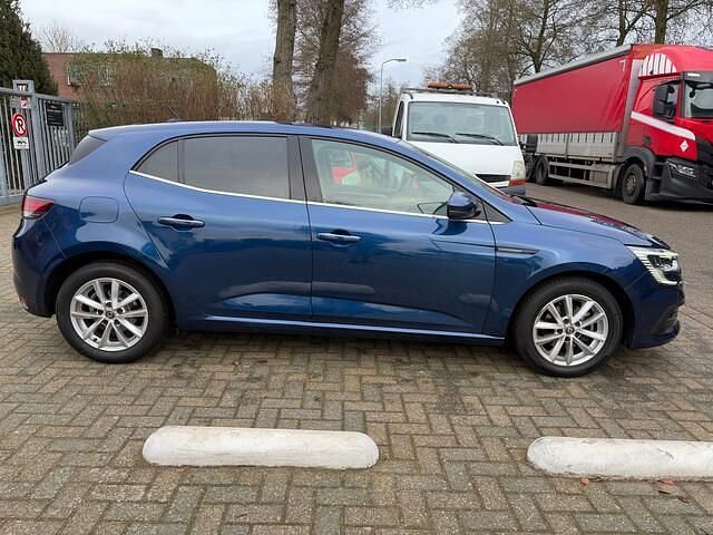 Occasion Renault Mégane IV Intens 116 PK (85 kW) 2020 Blauw Hatchback