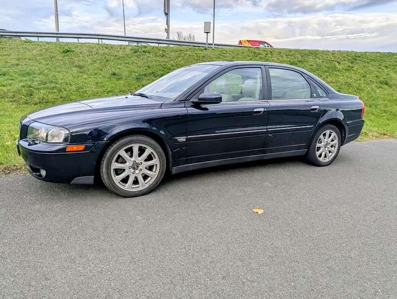 Blauw Gebruikt 2006 Volvo S80 Momentum Sedan | € 3.999 (Eerlijke prijs) - Afbeelding 1/4