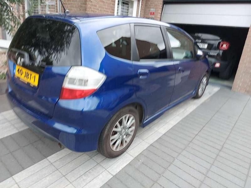 Blauw Gebruikt 2009 Honda Jazz Hatchback | € 4.000 (Eerlijke prijs) - Afbeelding 1/4