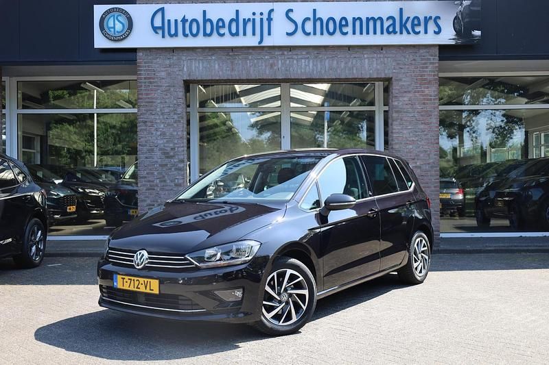 Zwart Gebruikt 2017 VW Golf Sportsvan Highline MPV | € 16.390 (Eerlijke prijs) - Afbeelding 1/4