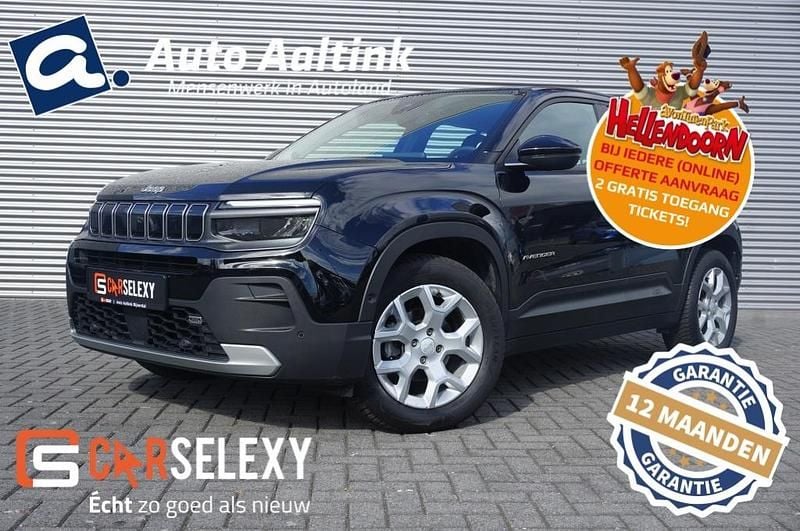 Zwart Gebruikt 2024 Jeep Avenger Altitude SUV | € 25.675 (Iets duurder) - Afbeelding 1/4