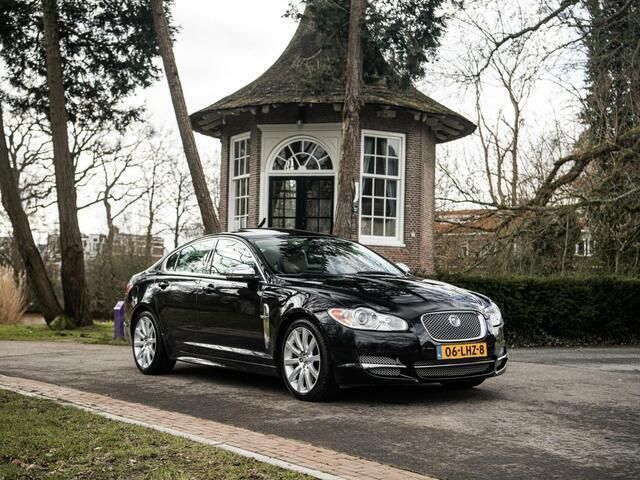 Zwart Gebruikt 2009 Jaguar XF Sedan | € 17.990 - Afbeelding 1/4