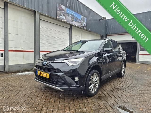 Zwart Occasion 2017 Toyota RAV4 Executive SUV | € 20.450 (Goede deal) - Afbeelding 1/4