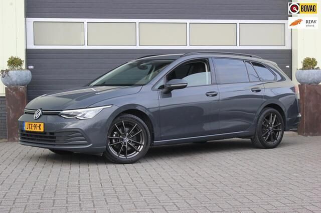 Grijs Occasion 2021 VW Golf VIII Life Stationwagen | € 19.800 (Eerlijke prijs) - Afbeelding 1/4
