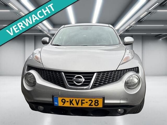 Grijs Gebruikt 2013 Nissan Juke Tekna SUV | € 6.995 (Goede deal) - Afbeelding 1/4
