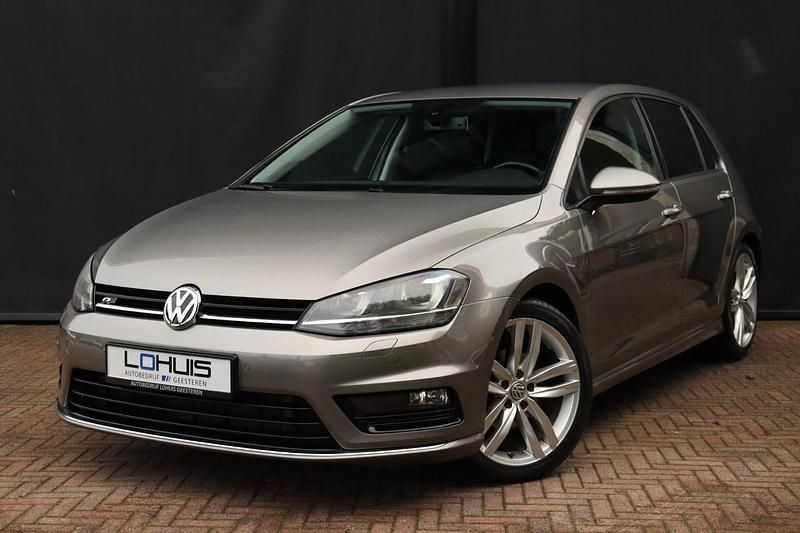 Grijs Gebruikt 2014 VW Golf VII Highline Hatchback | € 13.950 (Iets duurder) - Afbeelding 1/4