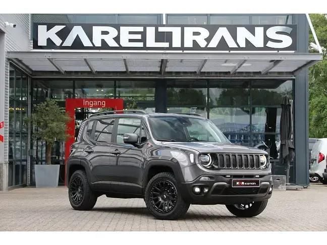 Grijs Gebruikt 2019 Jeep Renegade Trailhawk SUV | € 18.950 (Eerlijke prijs) - Afbeelding 1/4