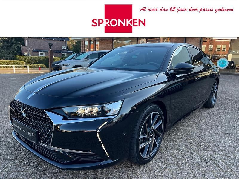 Zwart (metallic) Gebruikt 2023 DS Automobiles DS9 Rivoli Plus Sedan | € 39.950 - Afbeelding 1/4