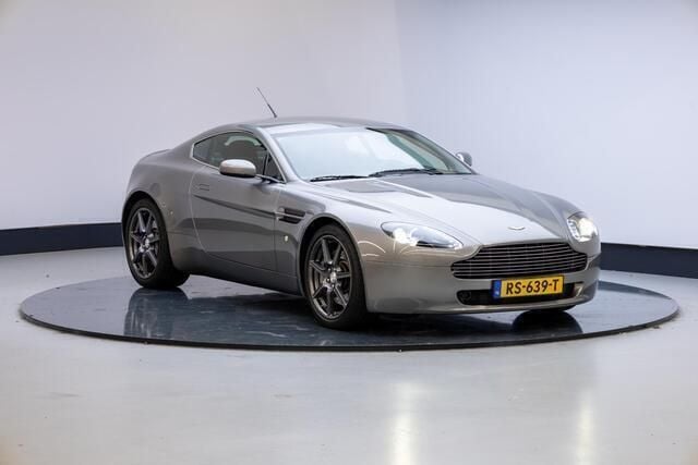 Grijs Gebruikt 2007 Aston Martin V8 Vantage Coupé | € 51.950 (Super prijs) - Afbeelding 1/4