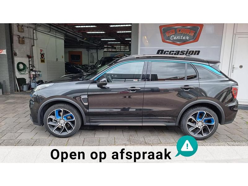 Zwart Gebruikt 2022 Lynk & Co 01 SUV | € 22.950 (Eerlijke prijs) - Afbeelding 1/4