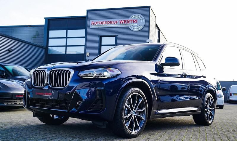 Blauw Gebruikt 2024 BMW X3 Executive SUV | € 55.575 (Eerlijke prijs) - Afbeelding 1/4
