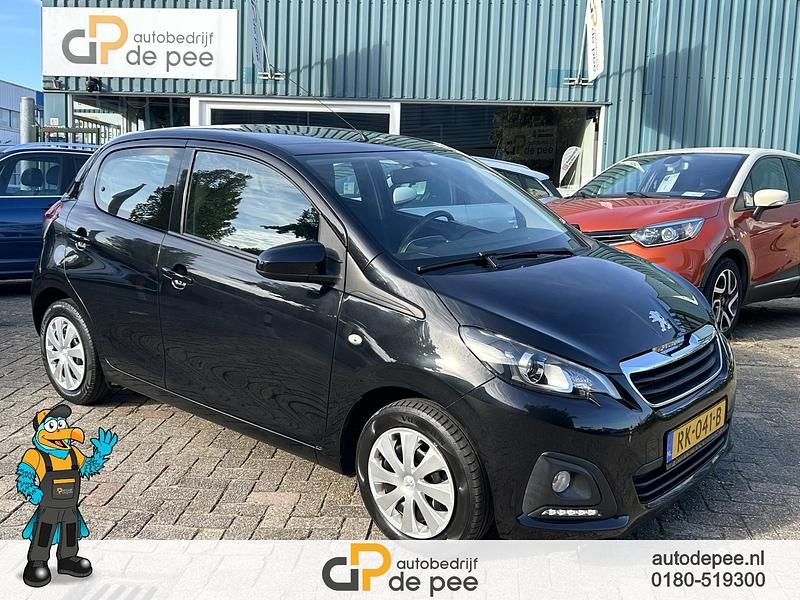 Zwart Gebruikt 2018 Peugeot 108 Active Hatchback | € 7.450 (Eerlijke prijs) - Afbeelding 1/3