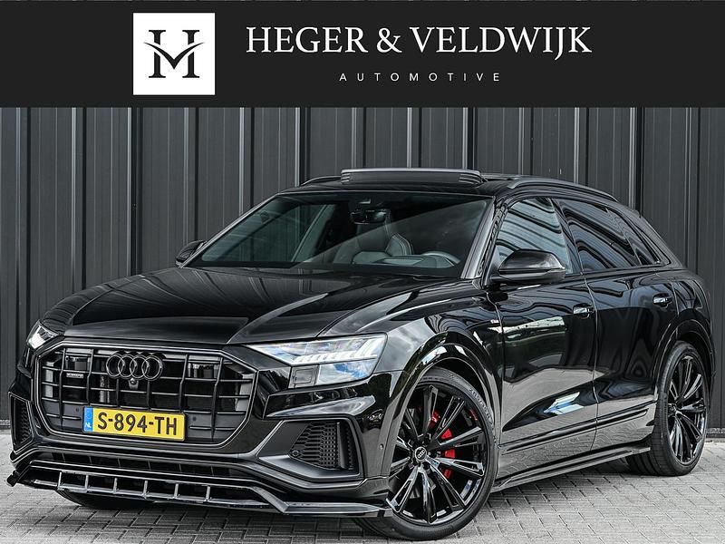 Zwart Gebruikt 2023 Audi Q8 Competition SUV | € 89.750 (Iets duurder) - Afbeelding 1/4