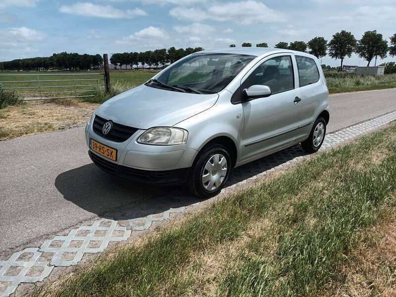 Gebruikt 2005 VW Fox Hatchback | € 1.495 (Iets duurder) - Afbeelding 1/4