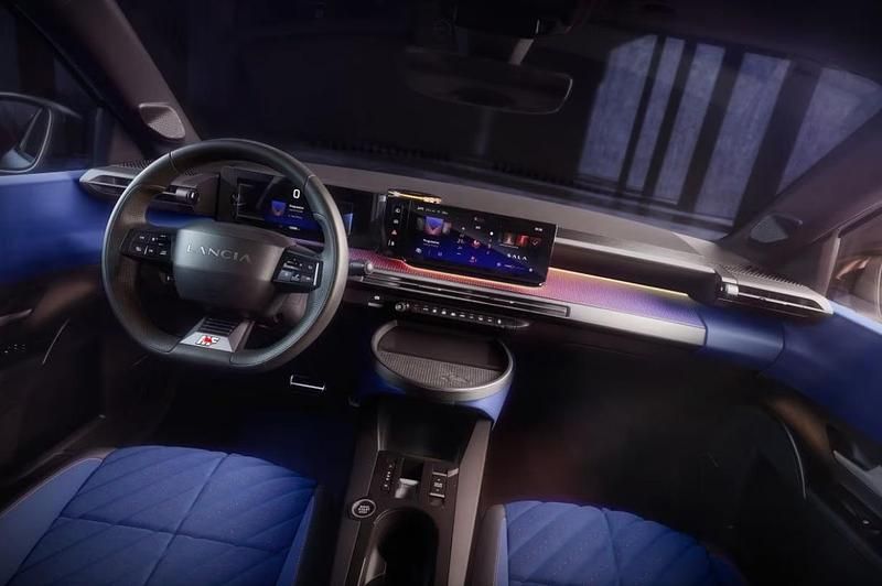 Nieuw Lancia Ypsilon 206 kW (281 PK) 2025 Wit Hatchback