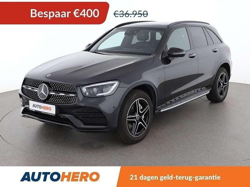 Grijs Gebruikt 2020 Mercedes GLC300e AMG line SUV | € 36.749 (Goede deal) - Afbeelding 1/3