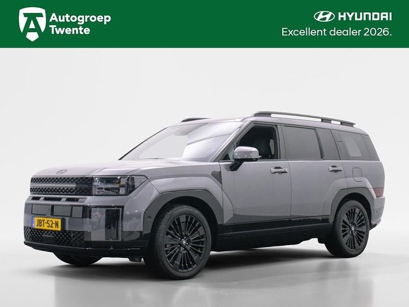 Grijs Occasion 2025 Hyundai Santa Fe Blackline SUV | € 56.950 (Eerlijke prijs) - Afbeelding 1/4