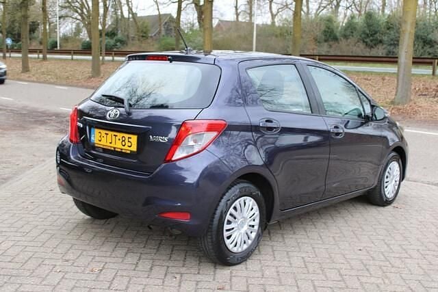 Occasion Toyota Yaris 69 PK (50 kW) 2014 Blauw Hatchback