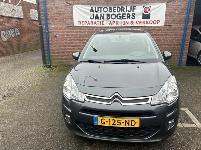 Grijs Gebruikt 2015 Citroën C3 PureTech Hatchback | € 7.450 (Eerlijke prijs) - Afbeelding 1/4