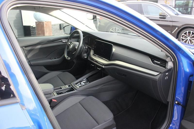 Occasion Skoda Octavia Ambition 204 PK (150 kW) 2022 Blauw Stationwagen