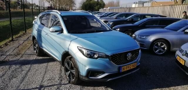 Occasion MG ZS Luxury 105 kW (143 PK) 2021 Blauw Sedan