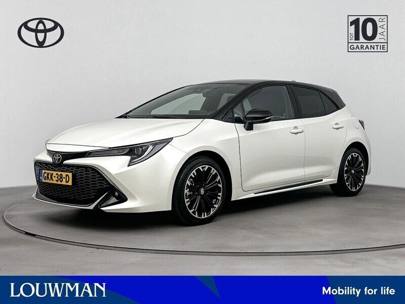 Wit Gebruikt 2024 Toyota Corolla Hybrid Sport Hatchback | € 36.445 - Afbeelding 1/3