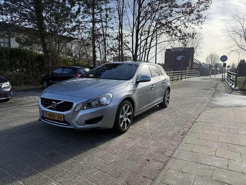 Occasion Volvo V60 215 PK (158 kW) 2013 Grijs Stationwagen