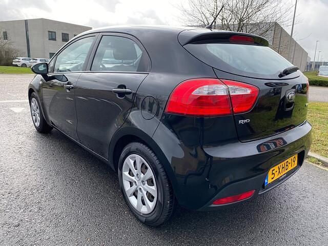 Occasion Kia Rio Comfort 86 PK (63 kW) 2014 Zwart Hatchback