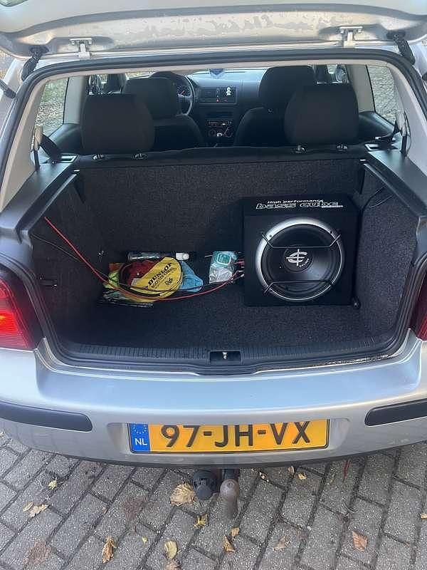 Occasion VW Golf IV 105 PK (77 kW) 2002 Grijs Hatchback