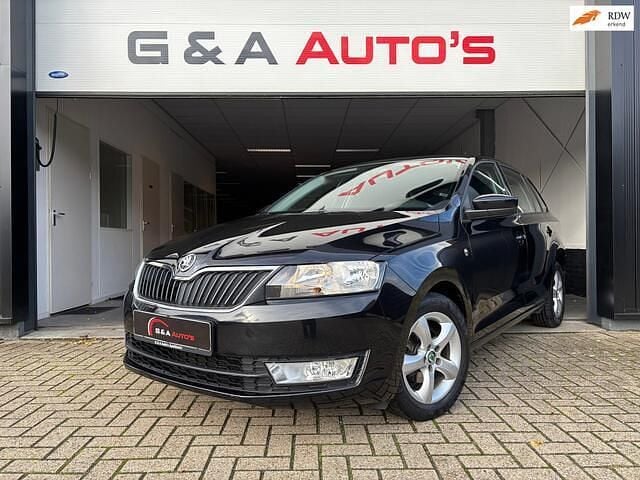 Zwart Gebruikt 2015 Skoda Rapid Hatchback | € 8.895 (Eerlijke prijs) - Afbeelding 1/4