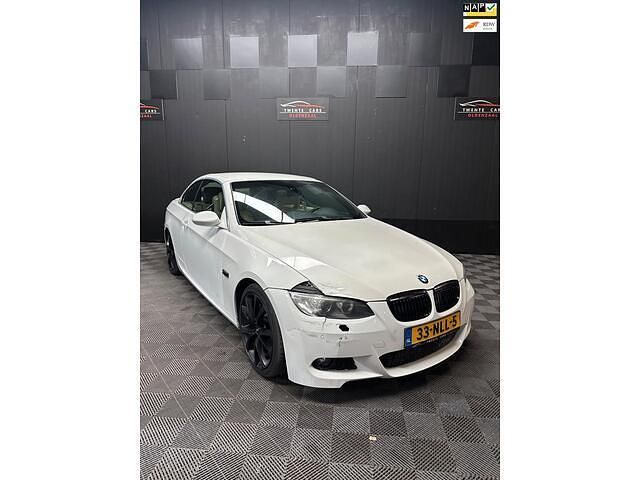 Wit Gebruikt 2007 BMW 330 Cabriolet Executive Cabriolet | € 7.950 - Afbeelding 1/4