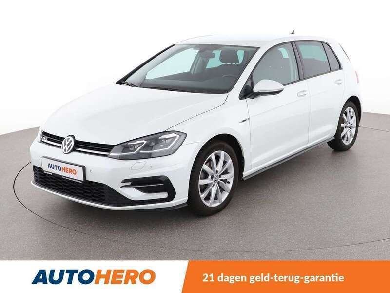 Wit Gebruikt 2019 VW Golf VII Highline Hatchback | € 20.249 (Goede deal) - Afbeelding 1/3