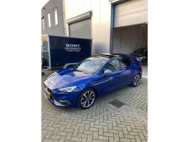 Occasion Seat Leon FR 150 PK (110 kW) 2021 Blauw Hatchback