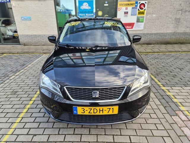 Occasion Seat Toledo Style 86 PK (63 kW) 2014 Zwart Hatchback