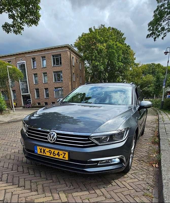 Gebruikt 2015 VW Passat Sedan | € 11.750 (Eerlijke prijs) - Afbeelding 1/4