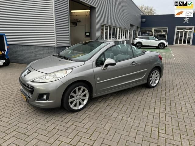 Grijs Gebruikt 2011 Peugeot 207 CC Roland Garros Cabriolet | € 4.949 (Iets duurder) - Afbeelding 1/4
