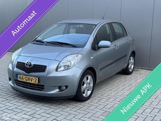 Grijs Gebruikt 2008 Toyota Yaris Luna Hatchback | € 4.250 (Eerlijke prijs) - Afbeelding 1/4