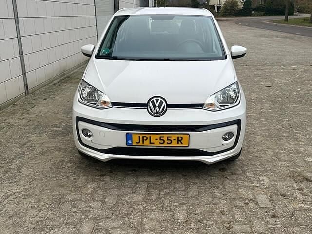 Wit Gebruikt 2019 VW up! move up! Hatchback | € 8.750 (Goede deal) - Afbeelding 1/4