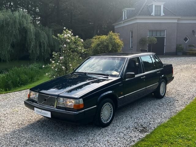 Blauw Gebruikt 1989 Volvo 760 Sedan | € 6.950 - Afbeelding 1/4