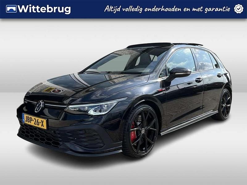 Zwart, metallic lak Gebruikt 2022 VW Golf VIII GTI Hatchback | € 40.950 (Eerlijke prijs) - Afbeelding 1/2