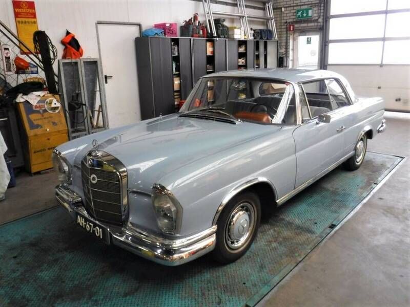 Blauwblue Gebruikt 1963 Mercedes 220 SE Coupé | € 44.500 - Afbeelding 1/4