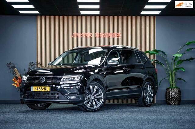 Zwart Gebruikt 2018 VW Tiguan Allspace Highline SUV | € 32.950 (Eerlijke prijs) - Afbeelding 1/4