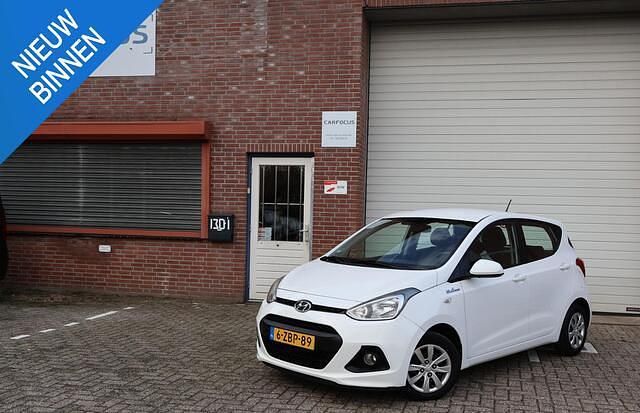 Wit Occasion 2014 Hyundai i10 GO! Hatchback | € 5.999 (Eerlijke prijs) - Afbeelding 1/4