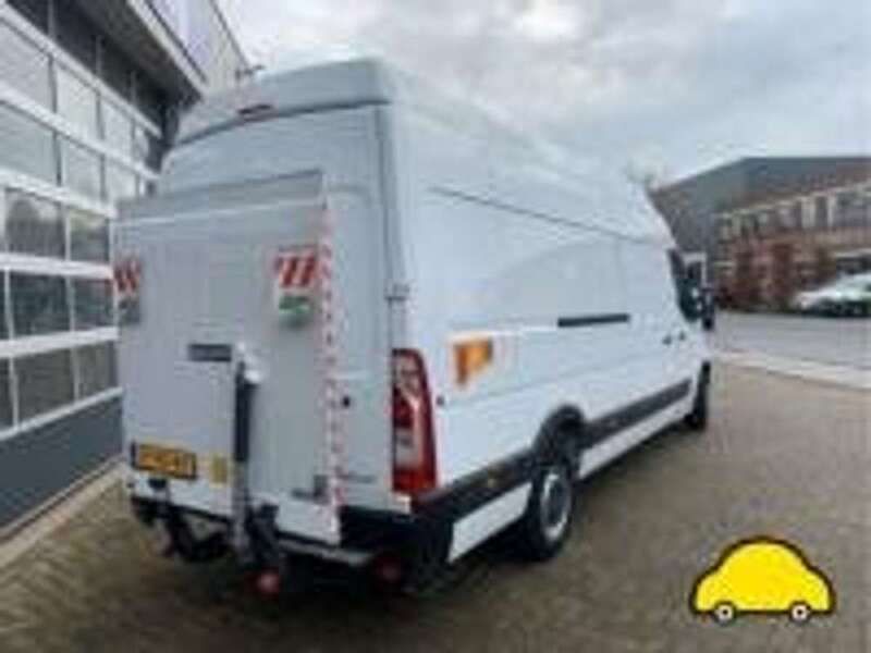 Wit Gebruikt 2018 Renault Master Van | € 10.950 (Eerlijke prijs) - Afbeelding 1/4