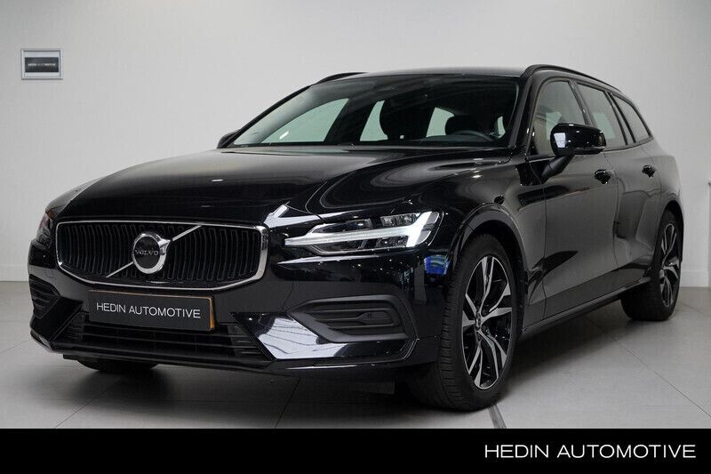 Onyx black (donker zwart) Gebruikt 2024 Volvo V60 Stationwagen | € 39.995 (Eerlijke prijs) - Afbeelding 1/4