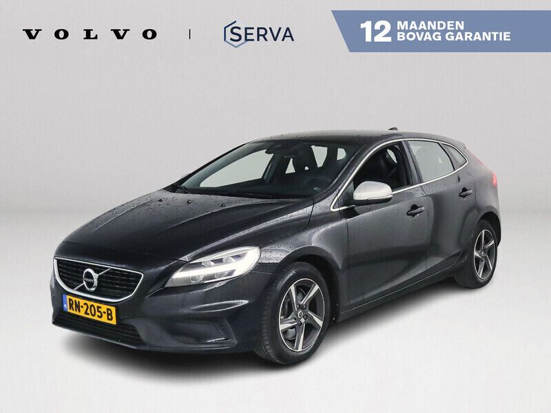 Zwart Gebruikt 2017 Volvo V40 Business Edition Stationwagen | € 15.995 - Afbeelding 1/4