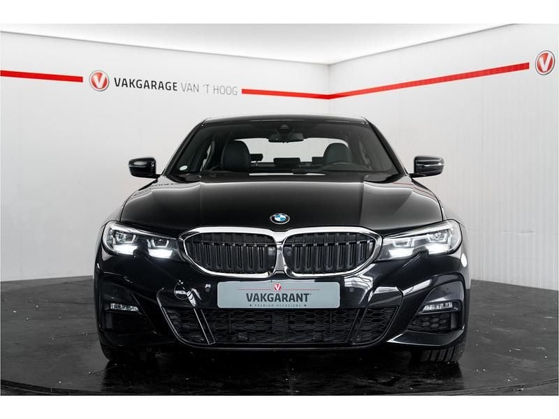 Occasion BMW 330 Executive 293 PK (215 kW) 2019 Zwart Sedan