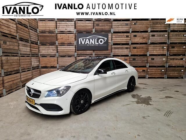 Wit Occasion 2017 Mercedes CLA180 Business Sedan | € 18.945 (Duur) - Afbeelding 1/4