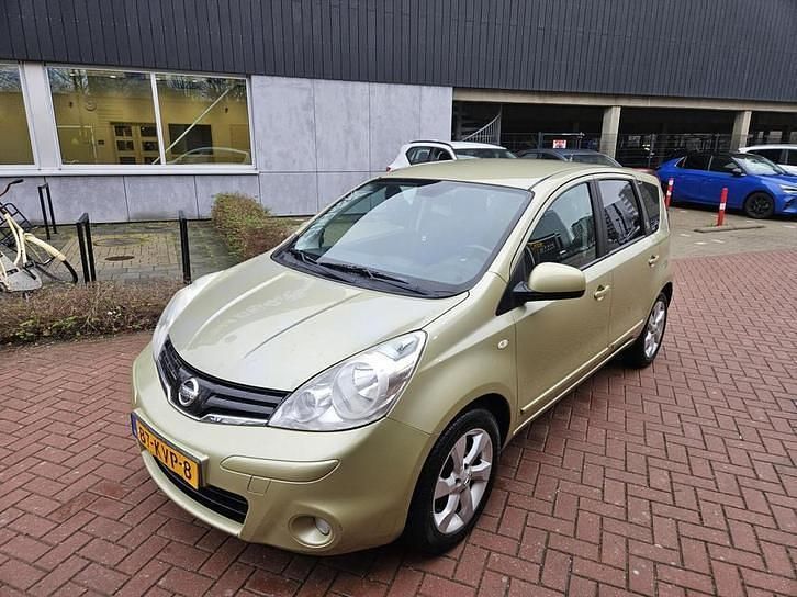 Oranje Occasion 2010 Nissan Note MPV | € 3.995 (Eerlijke prijs) - Afbeelding 1/4